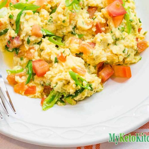 Keto Scrambled Eggs - Low Carb Breakfast - Healthy Start To The Day!