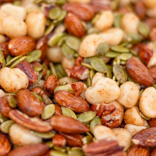 The Ultimate Keto Trail Mix: A Crunchy & Tasty Low-carb Snack